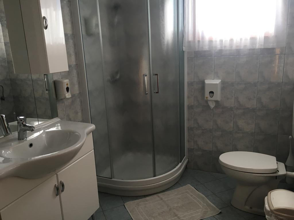Guest House Okrepcevalnica Zemonska Vaga Ilirska Bistrica Exterior photo